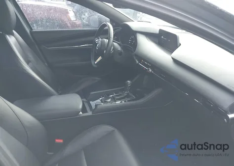 2022 Mazda Mazda3 Premium из США, поврежденный, VIN JM1BPAML1N1519848